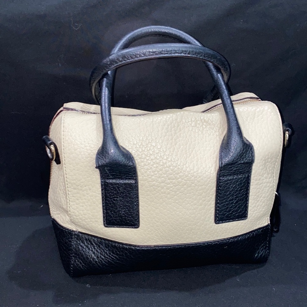 Kate Spade - Picture 2 of 12